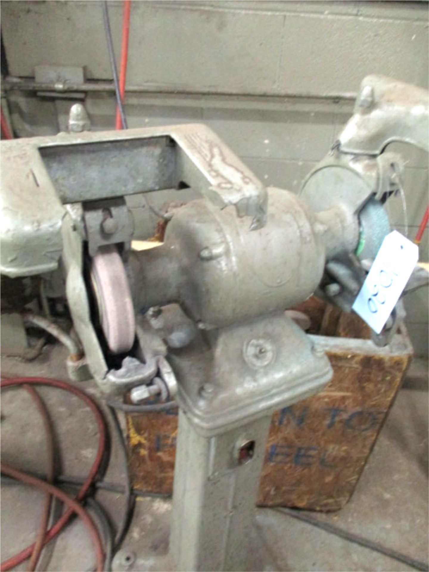 Pedestal Grinder with Small Grinding Stones