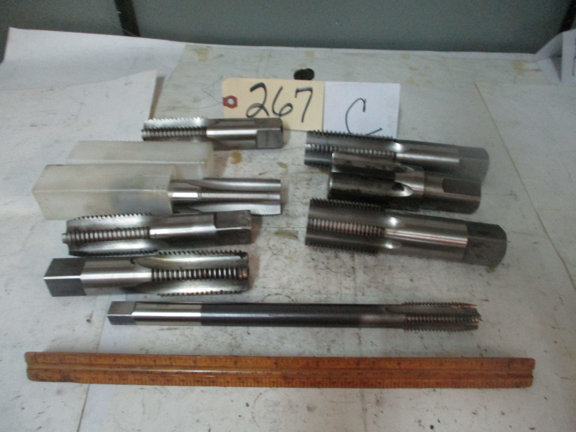 8 pcs. Metric Taps