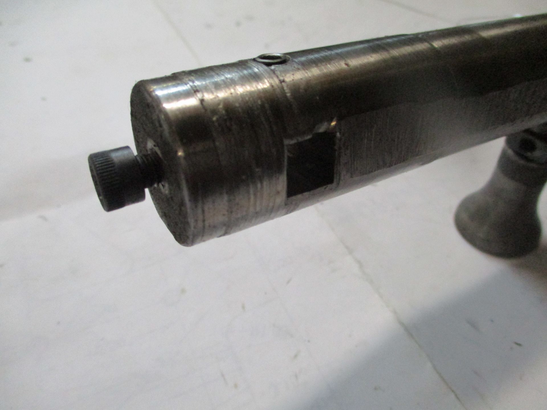Taper 50 Solid Holder with Boring Bar - Image 2 of 2