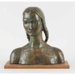 Maurice CHRISTIAENS École belge (1906-1985)Sculpture en bronze à patine verte nuancée: Buste de