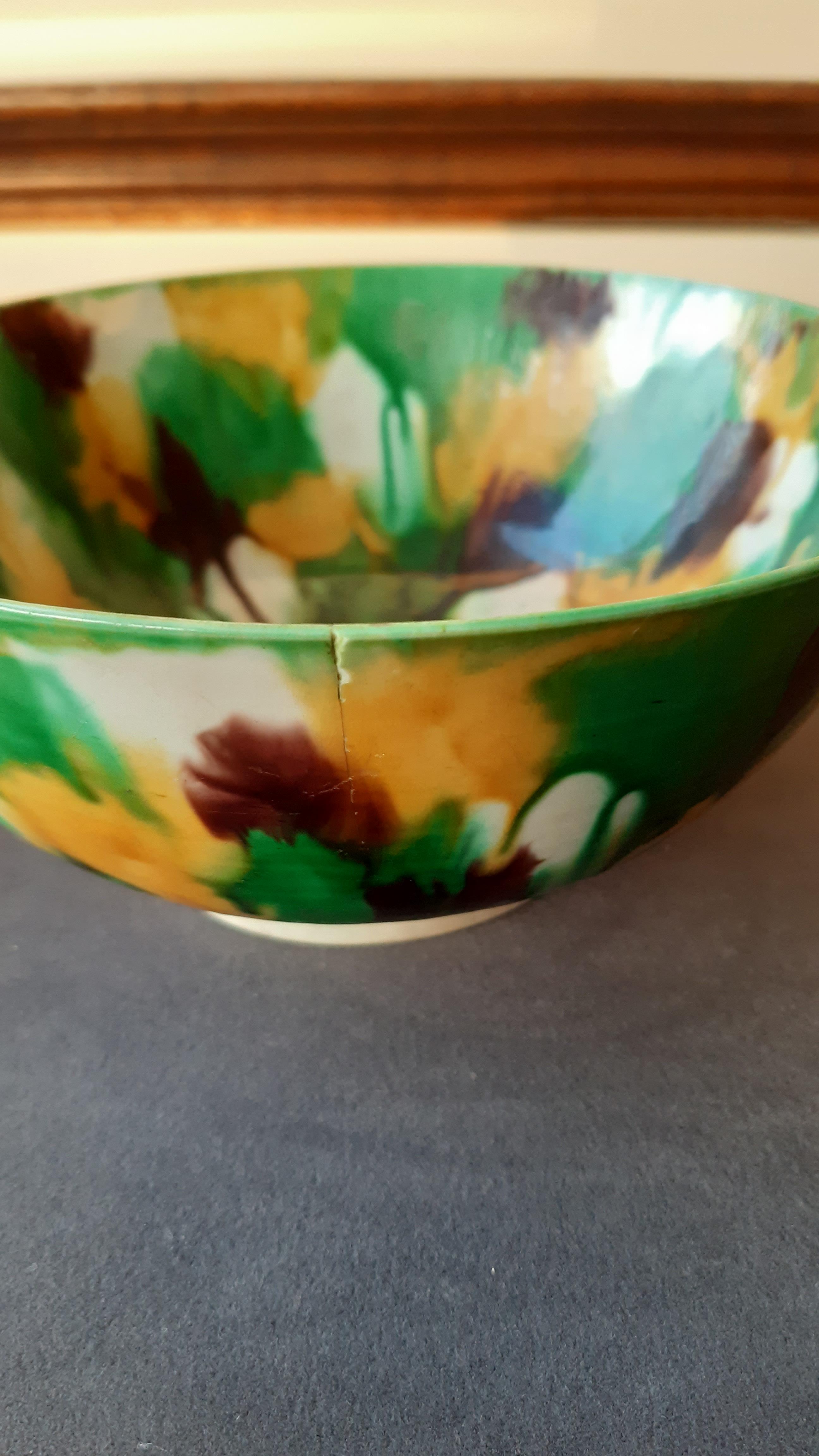 A PAIR OF 'EGG AND SPINACH' GLAZED BOWLS - Image 17 of 22