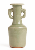 A SMALL TWIN-HANDLED MALLET-SHAPED CELADON VASE
