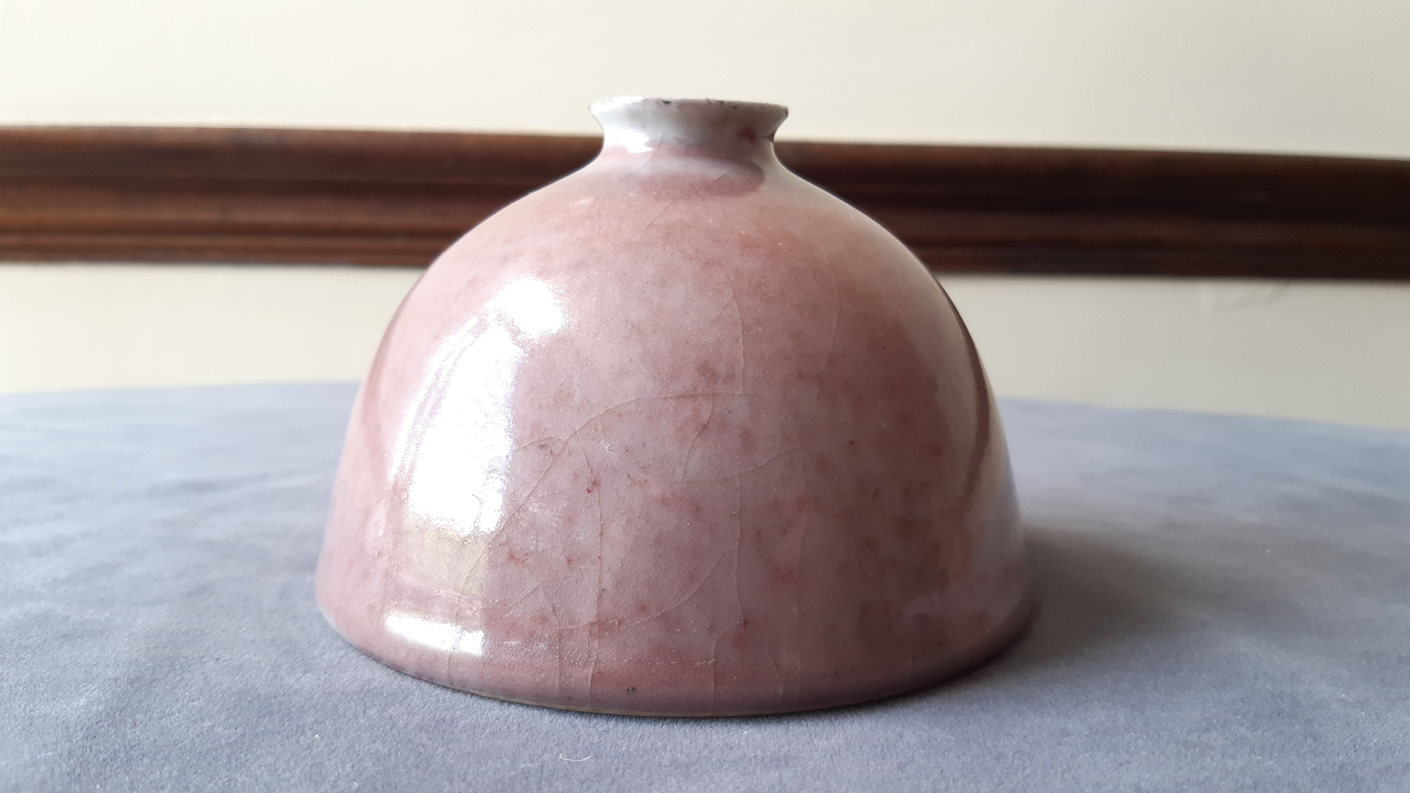 A PEACHBLOOM GLAZED BEEHIVE WATER POT - Image 6 of 11