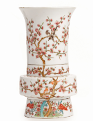 AN UNUSUAL FOUR SECTION PORCELAIN VASE