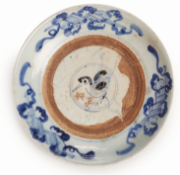 A BLUE AND WHITE PORCELAIN 'BIRD' PLATE