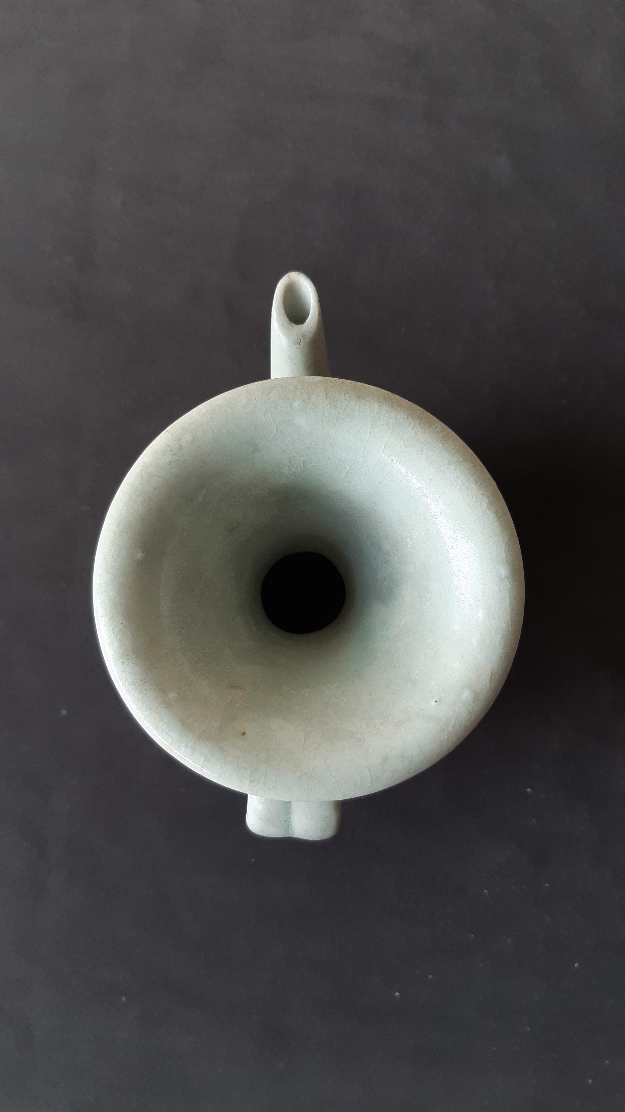 A SMALL QINGBAI EWER - Image 9 of 11