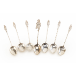 A SET OF SIX CHINESE EXPORT SILVER TEASPOONS