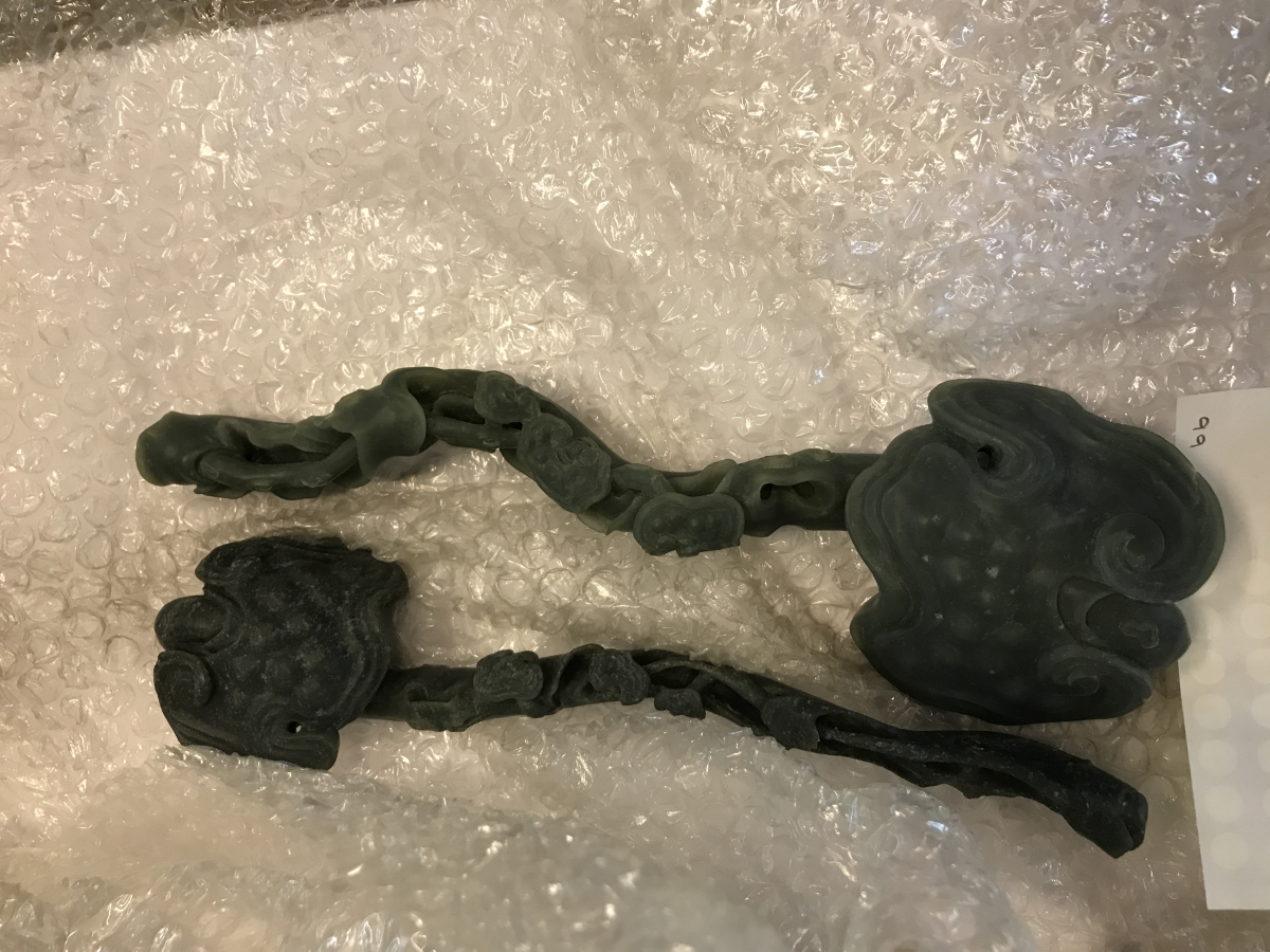 TWO CHINESE NATURALISTICALLY CARVED RUYI SCEPTRES - Image 4 of 4