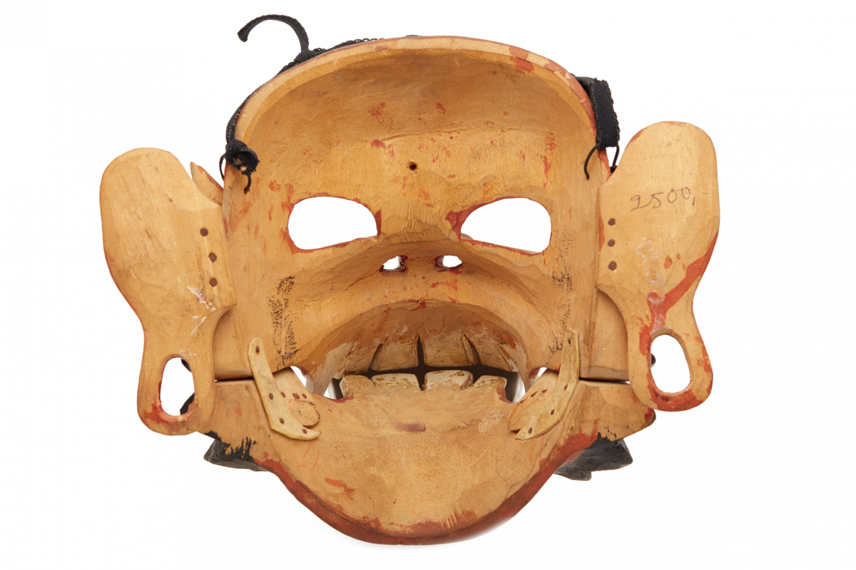 A MASK OF CELULUK, FROM THE BARONG CALONARANG THEATER - Image 5 of 5