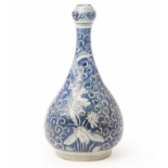 A BLUE AND WHITE GARLIC MOUTH BOTTLE VASE