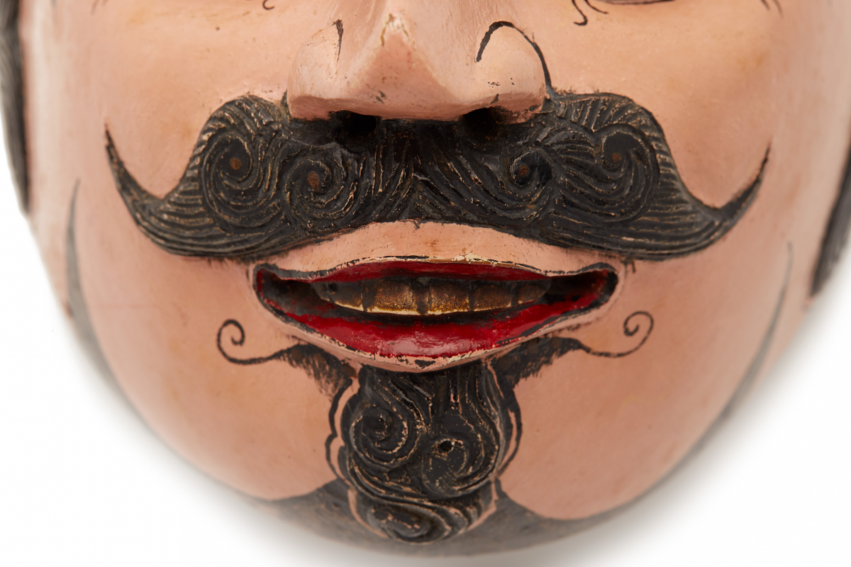 A MASK OF BELANDA, FROM THE TOPENG THEATER - Image 4 of 6