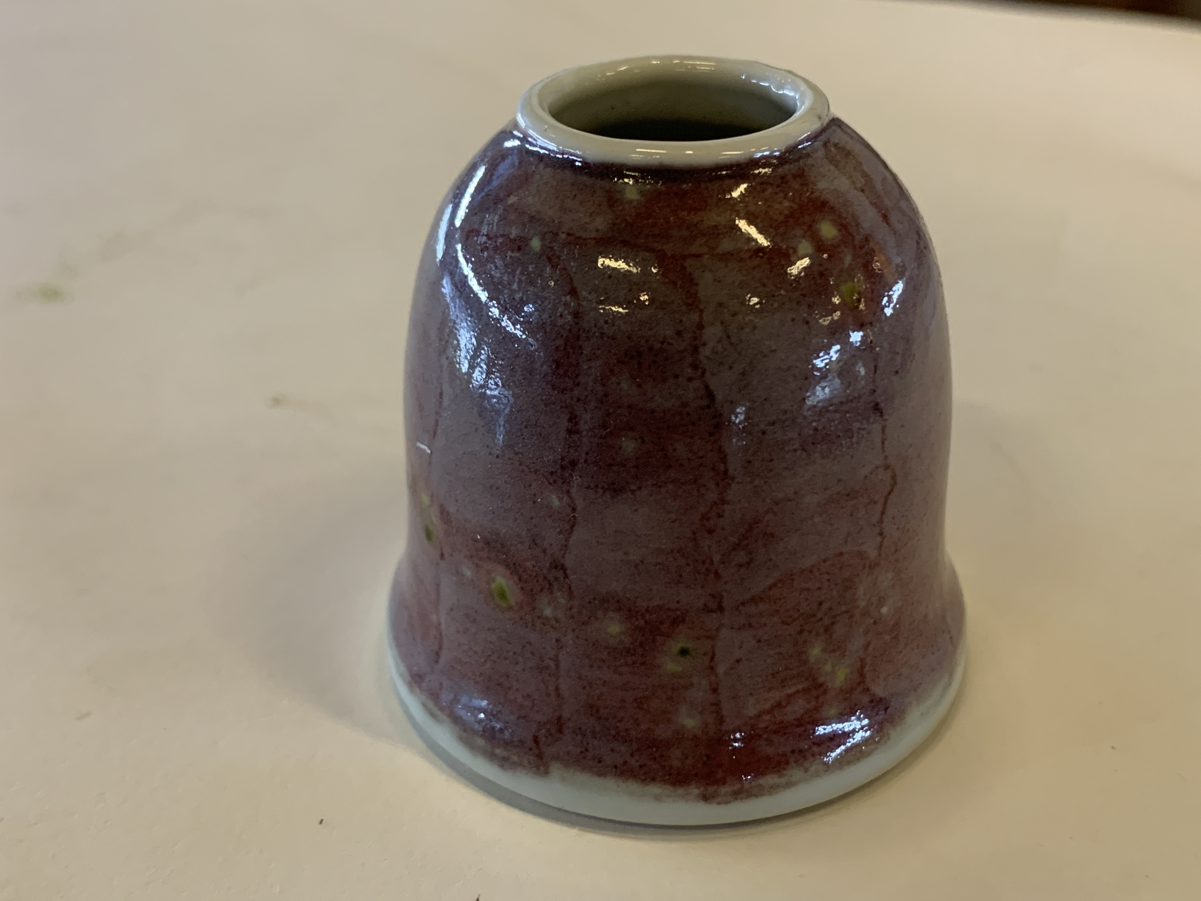 A SMALL BELL-SHAPED PEACH-BLOOM GLAZED WATER POT - Image 8 of 8