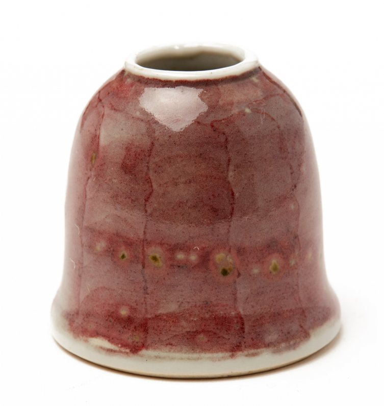 A SMALL BELL-SHAPED PEACH-BLOOM GLAZED WATER POT