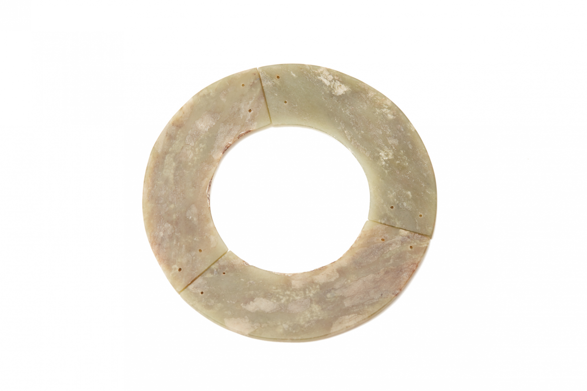 A JADE THREE SECTION DISC - Image 3 of 3