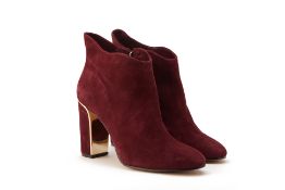 A PAIR OF JOHN CAMUTO 'GRACE' CLARET BOOTS US 10