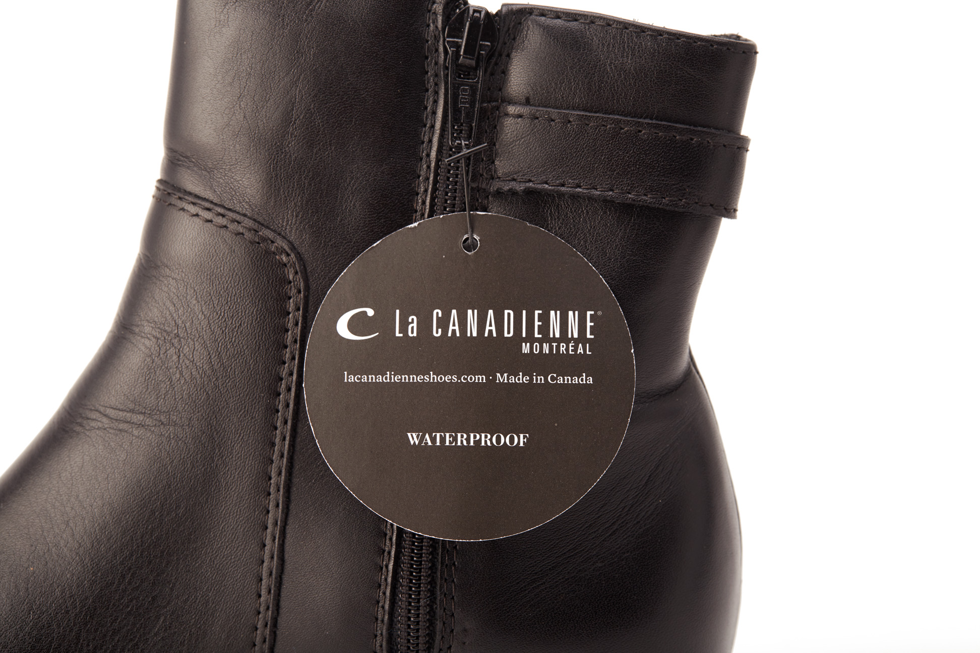 A LA CANADIENNE 'SHELBY' BLACK LEATHER ANKLE BOOTIES US 6.5 - Image 3 of 4