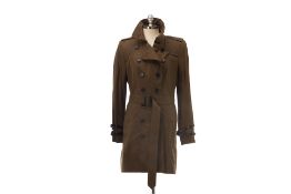 A BURBERRY DARK OLIVE GREEN MID LENGTH TRENCH COAT