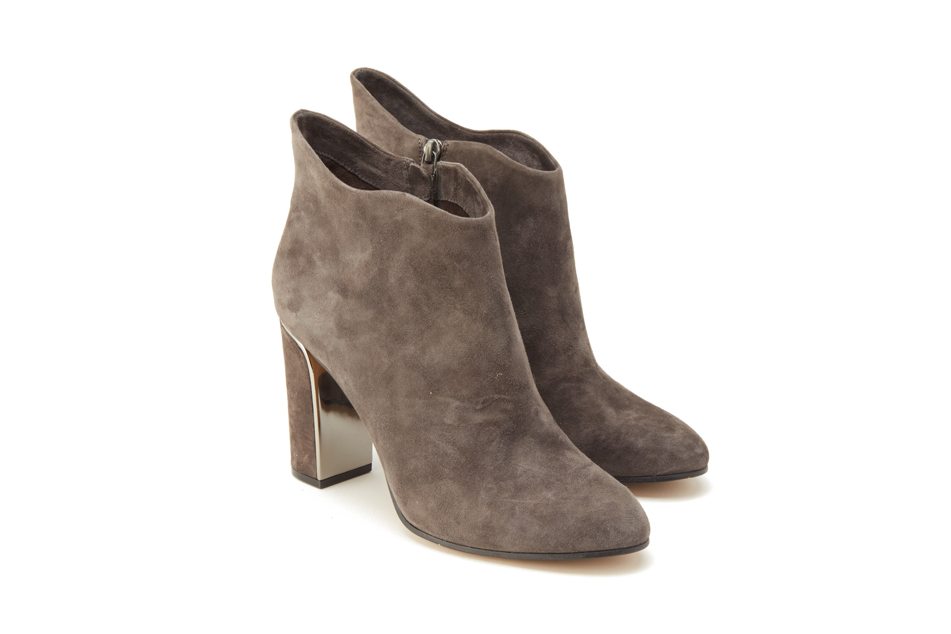 A PAIR OF JOHN CAMUTO GREY 'GRACE' BOOTS US 10