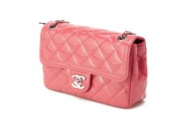 A CHANEL PINK PATENT LEATHER SMALL CLASSIC FLAP