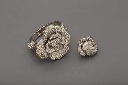 A DIAMANTÉ ENCRUSTED RING & CUFF