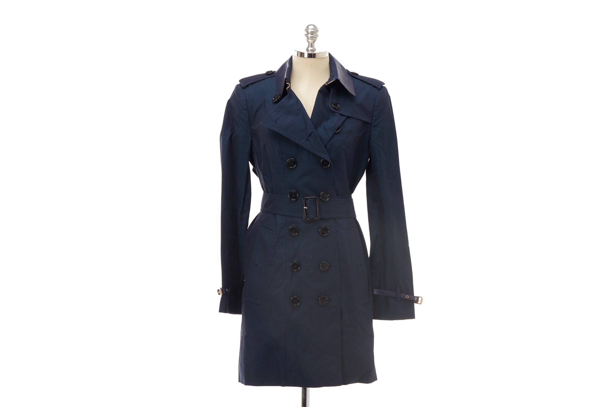 A BURBERRY NAVY BLUE MID LENGTH TRENCH COAT