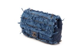 A CHANEL BLUE DENIM & LEATHER MEDIUM FLAP