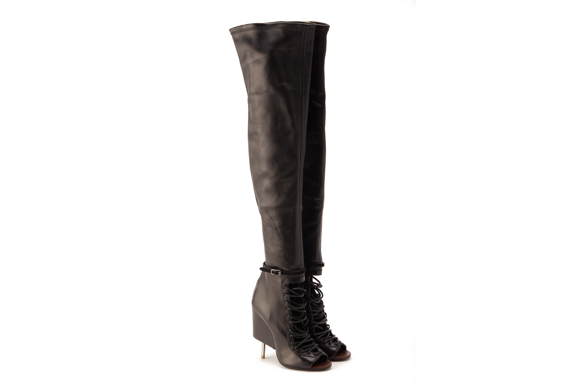 A PAIR OF GIVENCHY 'RICCARDO TISCI NARLIA' BOOTS EU38