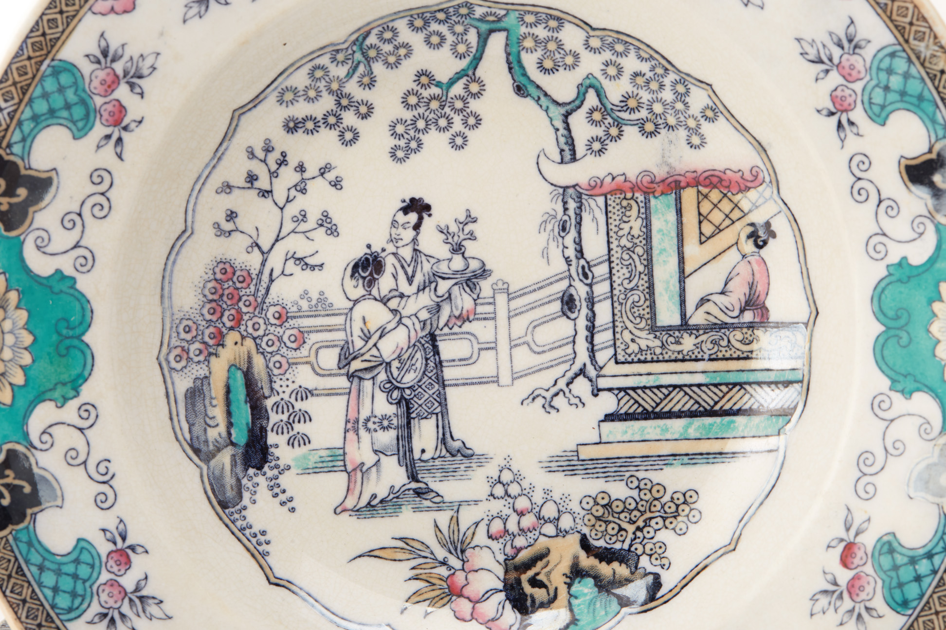 TEN BOCH FRERES 'CANTON' PATTERN PLATES AND DISHES - Image 2 of 3