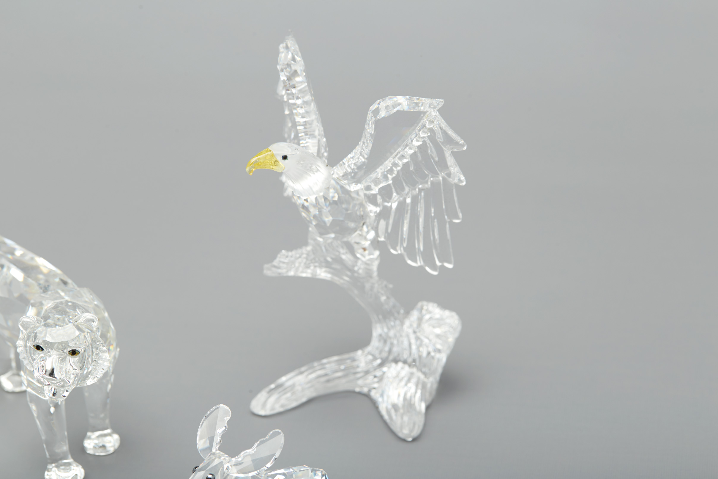 A COLLECTION OF SWAROVSKI ANIMAL FIGURINES - Image 8 of 10