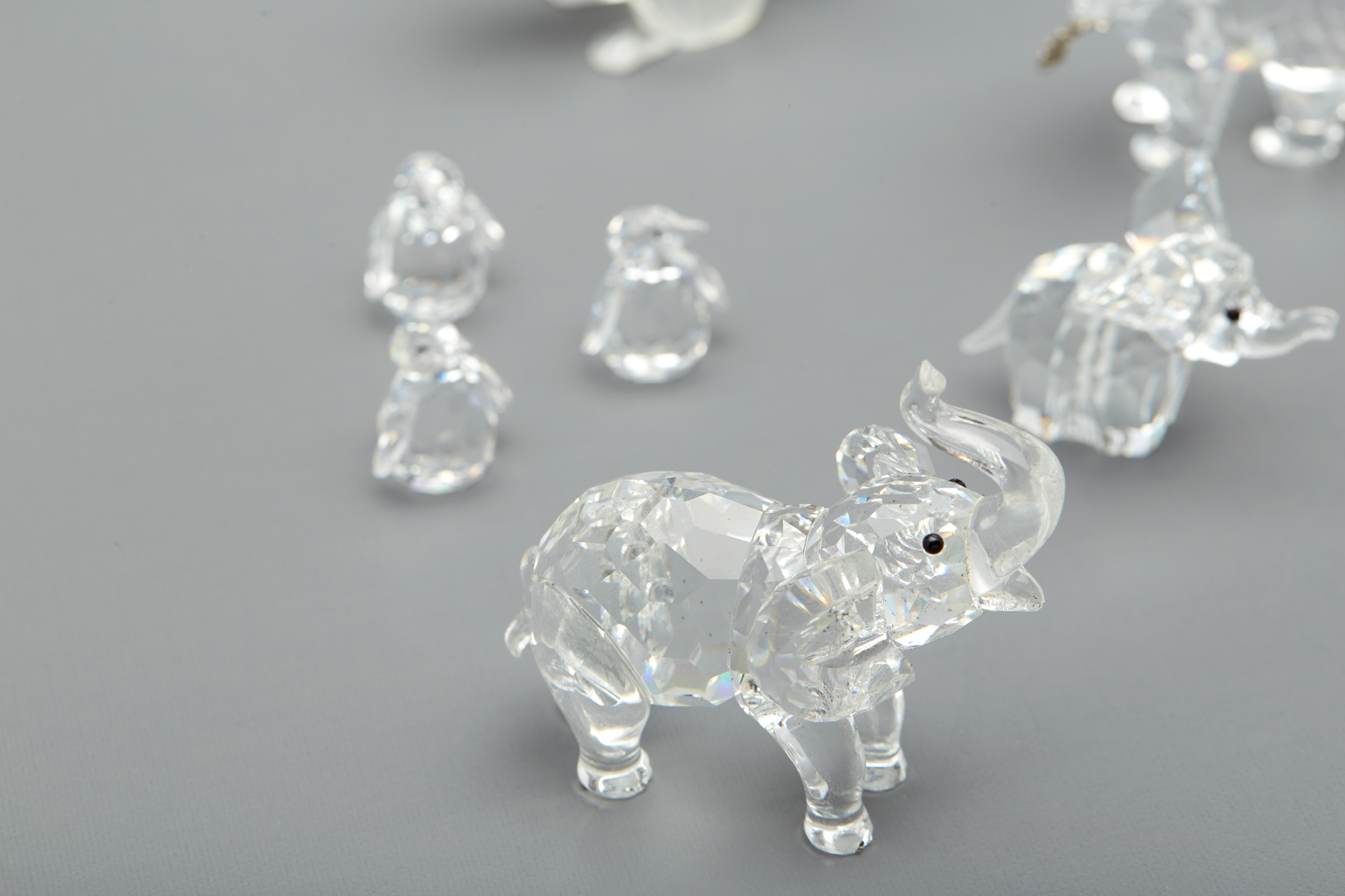 A COLLECTION OF SWAROVSKI ANIMAL FIGURINES - Image 2 of 10