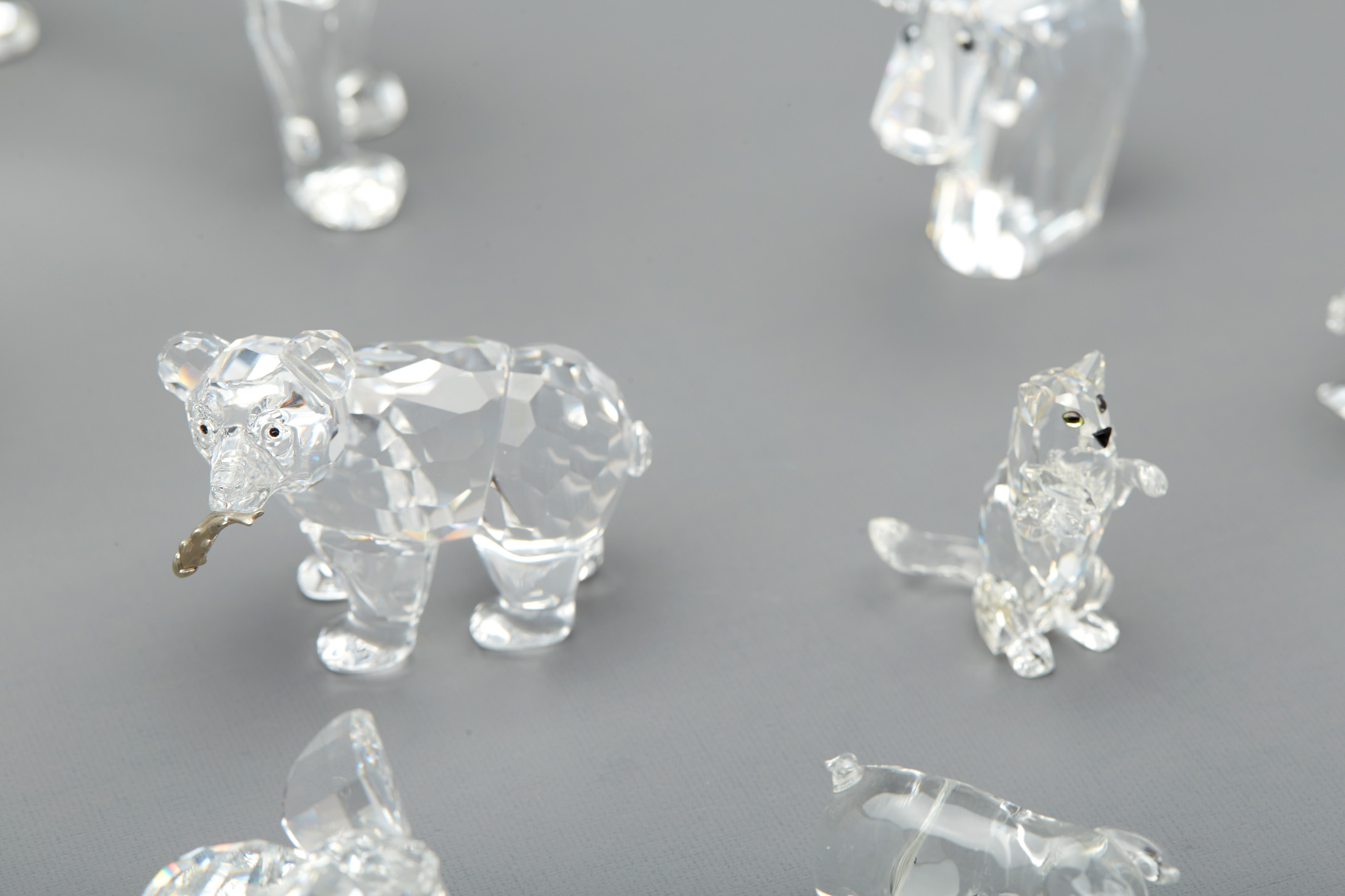 A COLLECTION OF SWAROVSKI ANIMAL FIGURINES - Image 5 of 10