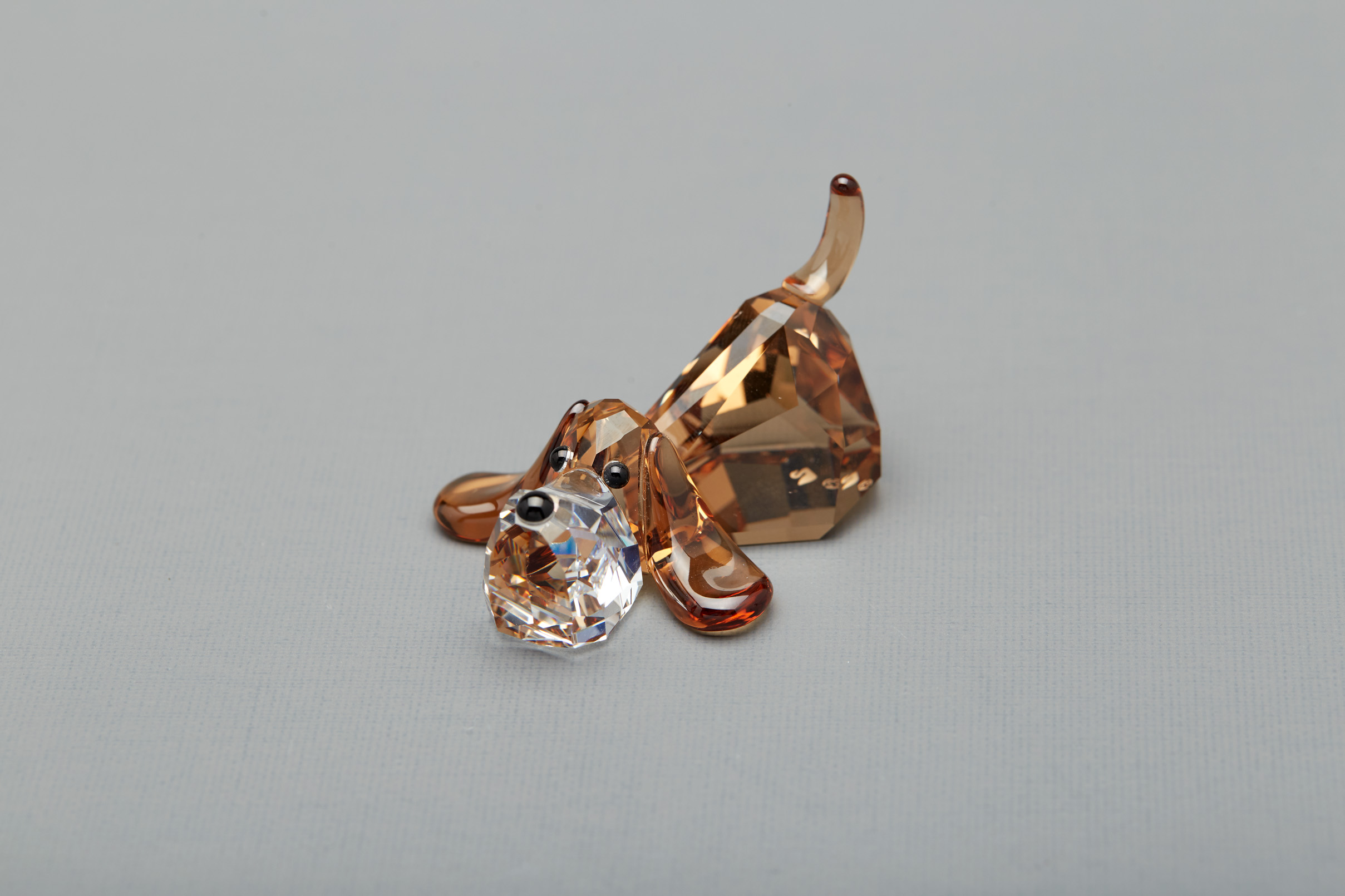 THREE SWAROVSKI 'GANG OF DOG' FIGURINES - Image 4 of 7