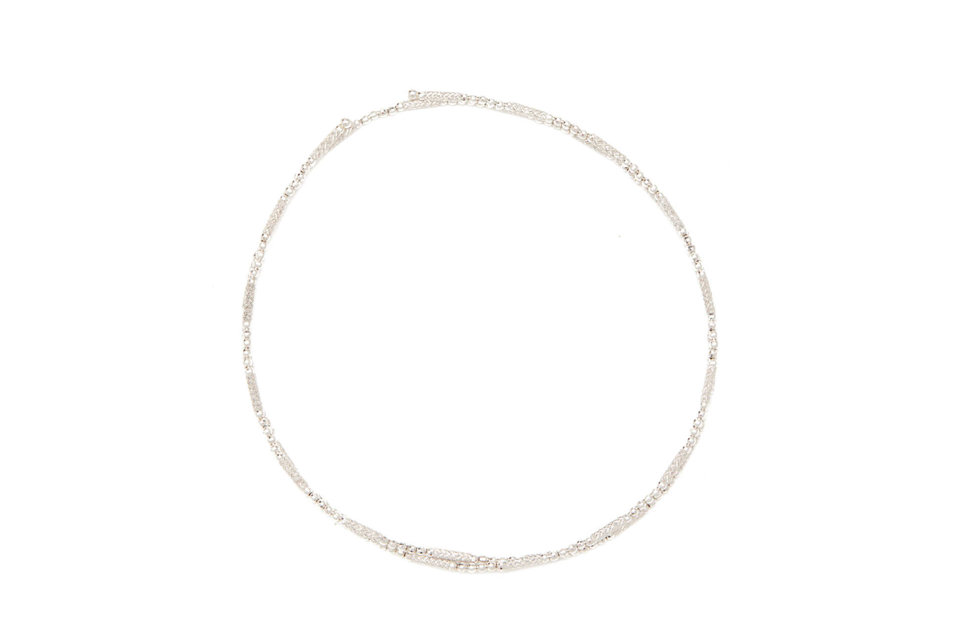 AN 18K WHITE GOLD MAGNETIC NECKLACE - Image 2 of 2