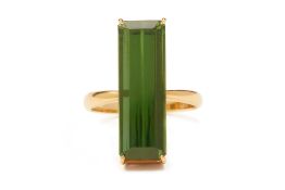 A CHROME TOURMALINE SINGLE STONE RING