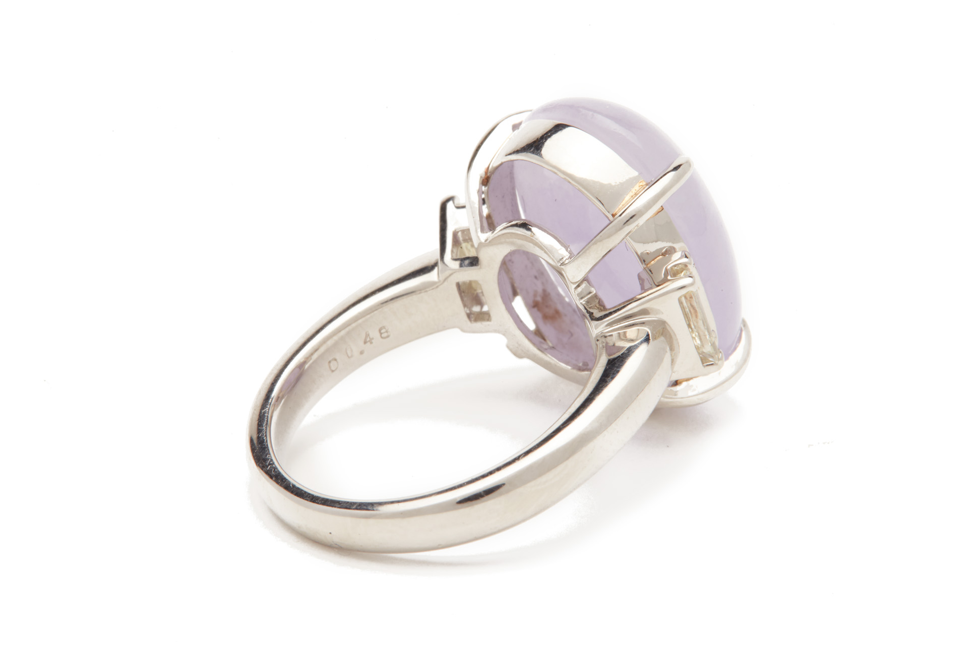 A PLATINUM LAVENDER JADE AND DIAMOND RING - Image 3 of 3