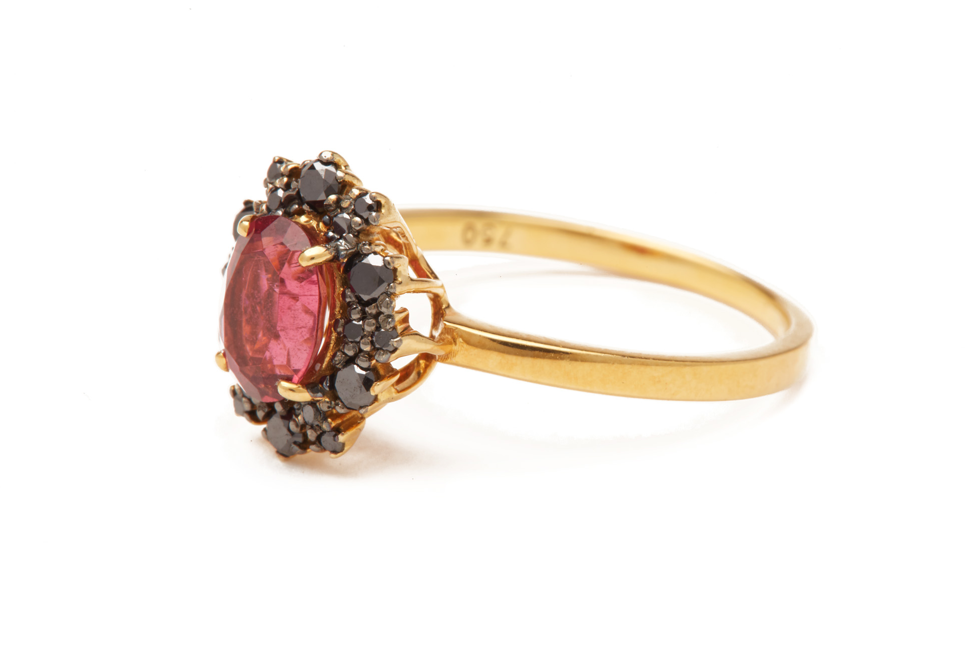 A RUBELLITE AND BLACK DIAMOND CLUSTER RING - Image 2 of 3