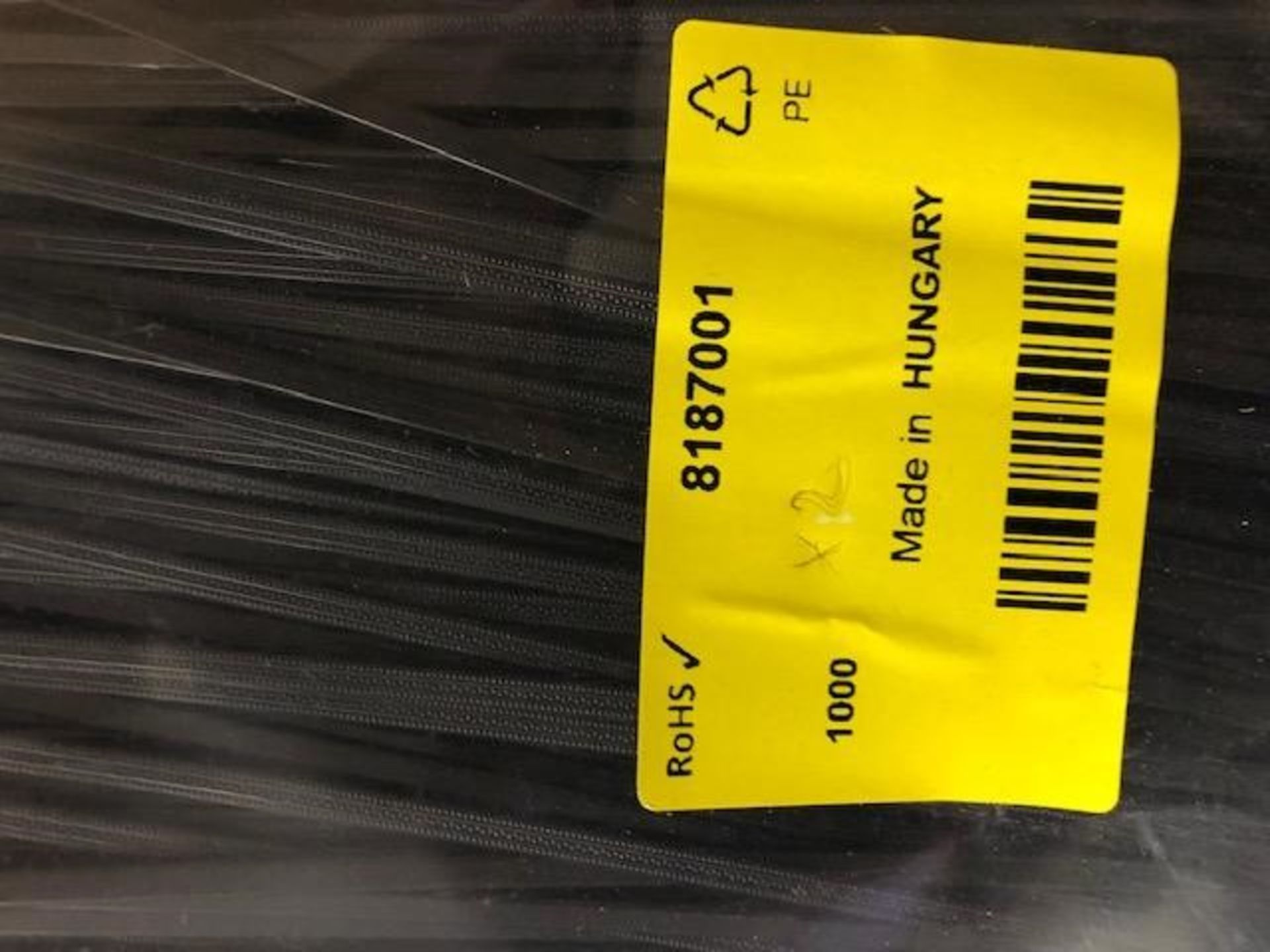 Over 70 Bags of Assorted Cable Ties - Image 4 of 10