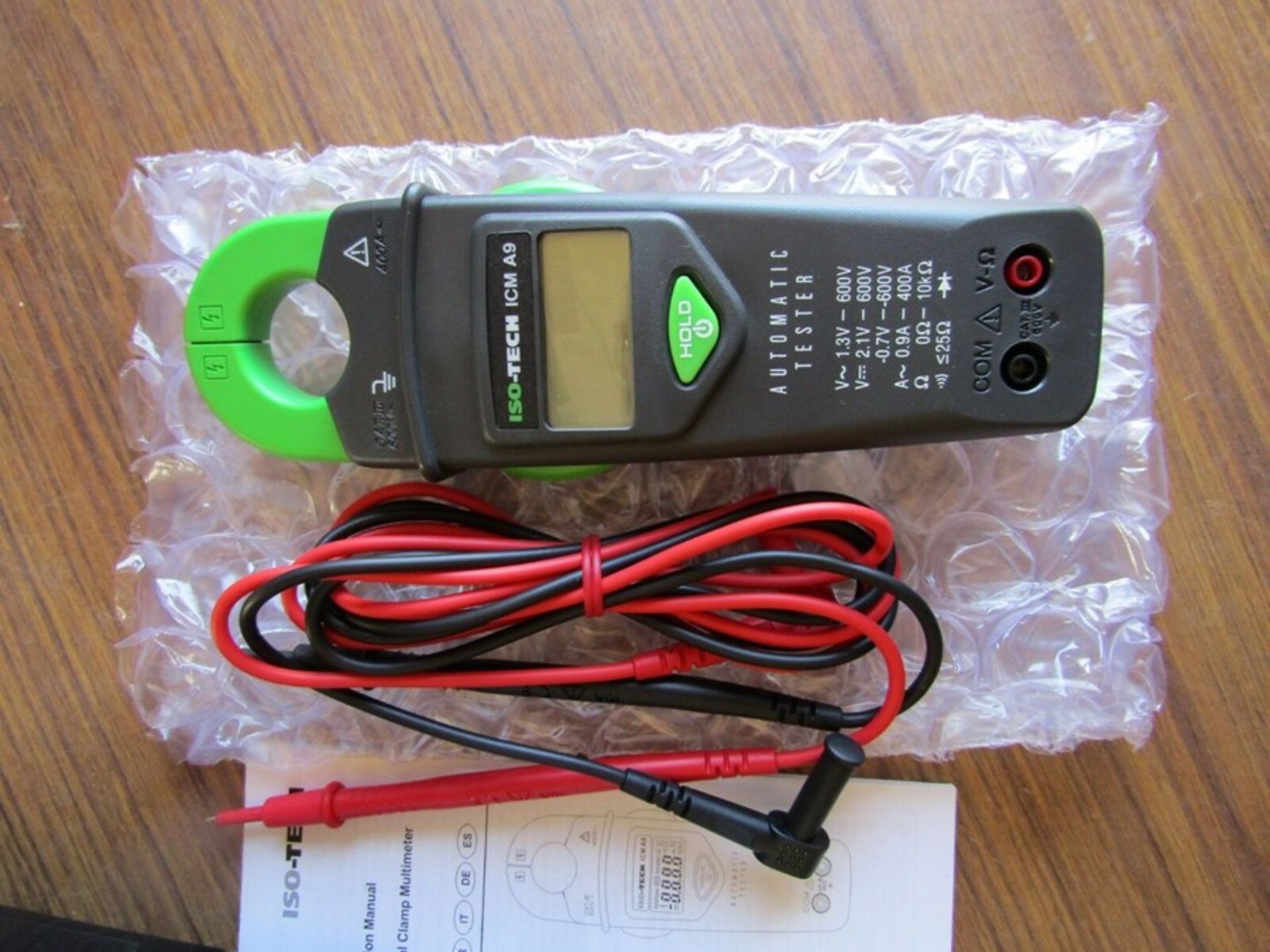 ISO-TECH ICM A9 Clamp Meter, AC/DC Tester Max 600A ac CAT III 600V