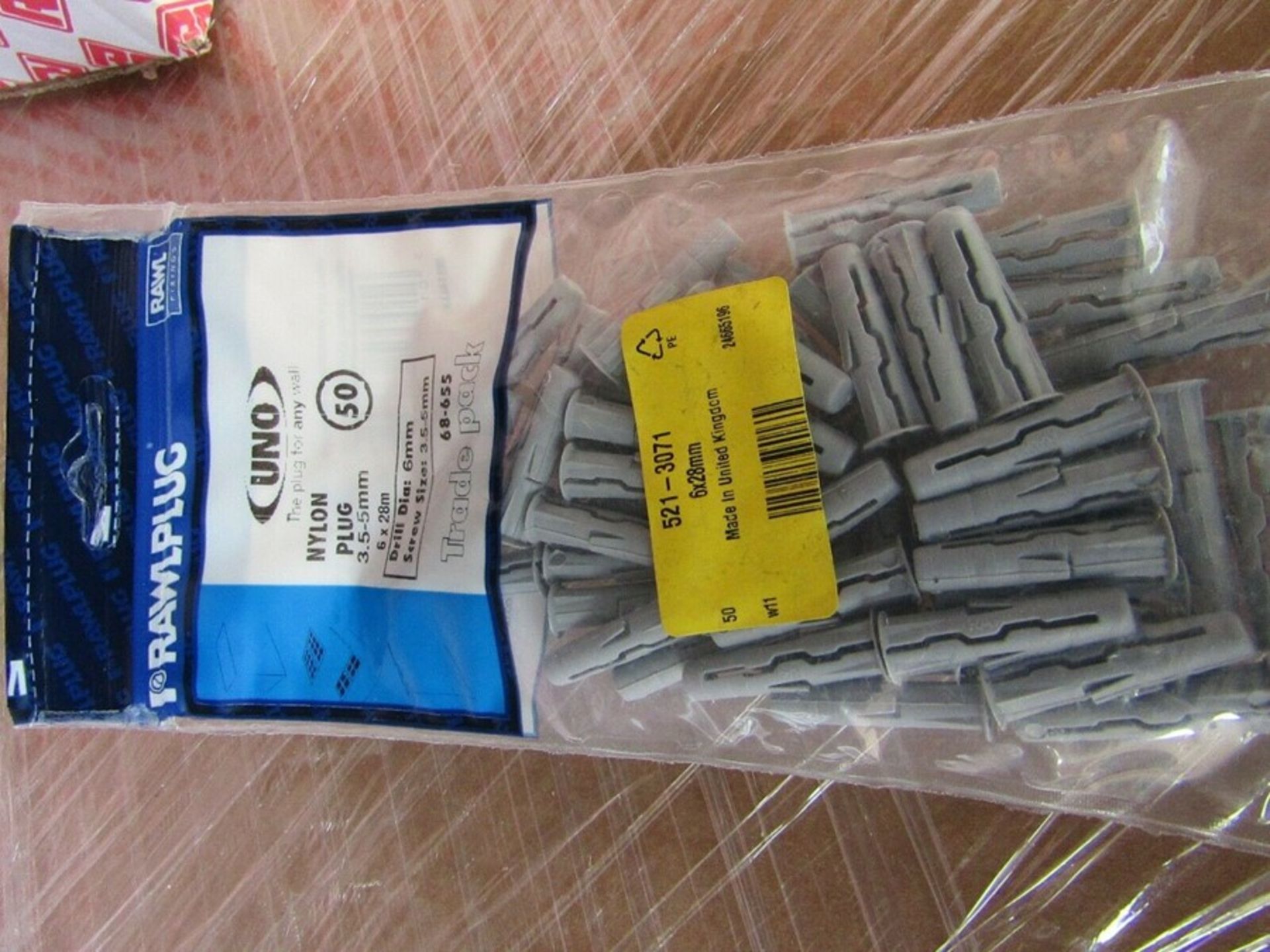 Box of 2750 Rawl Wall Plugs Nylon Masonry Anchor 6mm Hole 28mm H9559 5213071 - Image 2 of 2