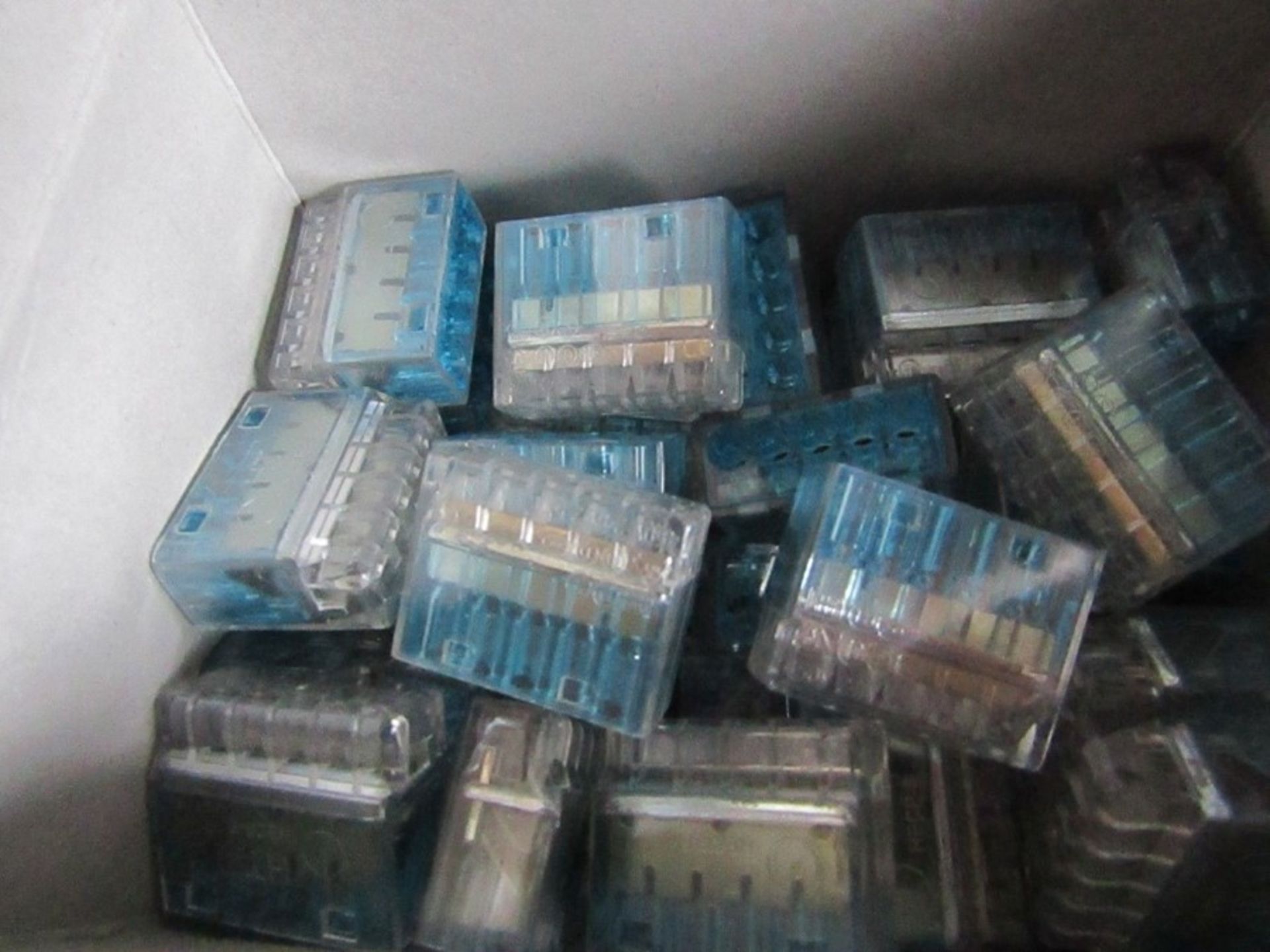 1100 x 5 Way HelaCon Plus Terminal Block Push In Block HECP-5 H9554 560256