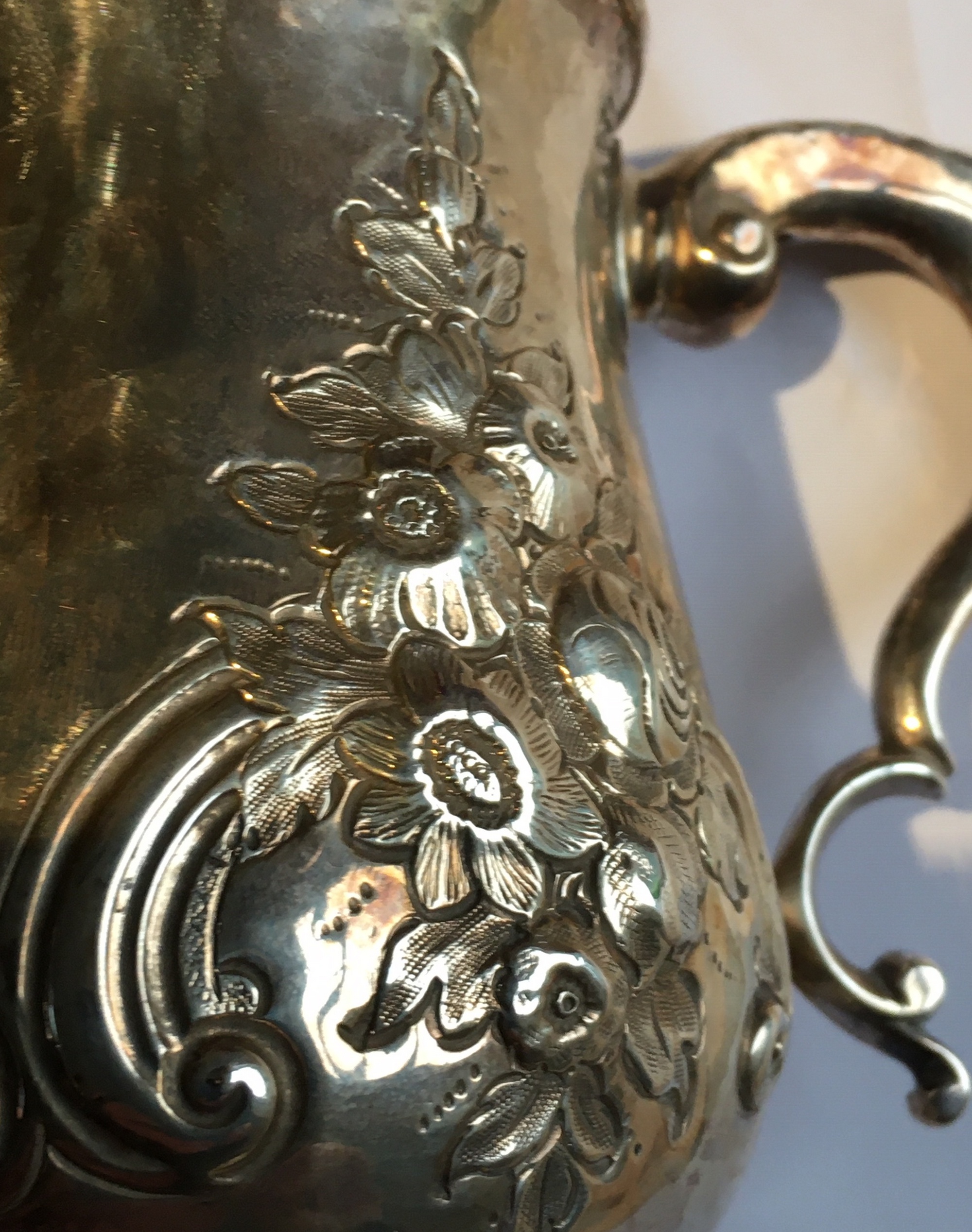 Antique Silver Tankard 5"(12.8cm) tall with London Hallmarks - 331 grams. - Image 4 of 8