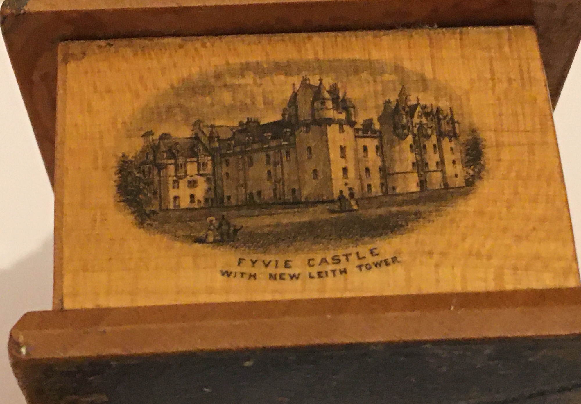 Lot of Mauchline Ware including Fyvie Castle, Dumbarton Rock, The Dhruim and School of Musketeers. - Image 6 of 6