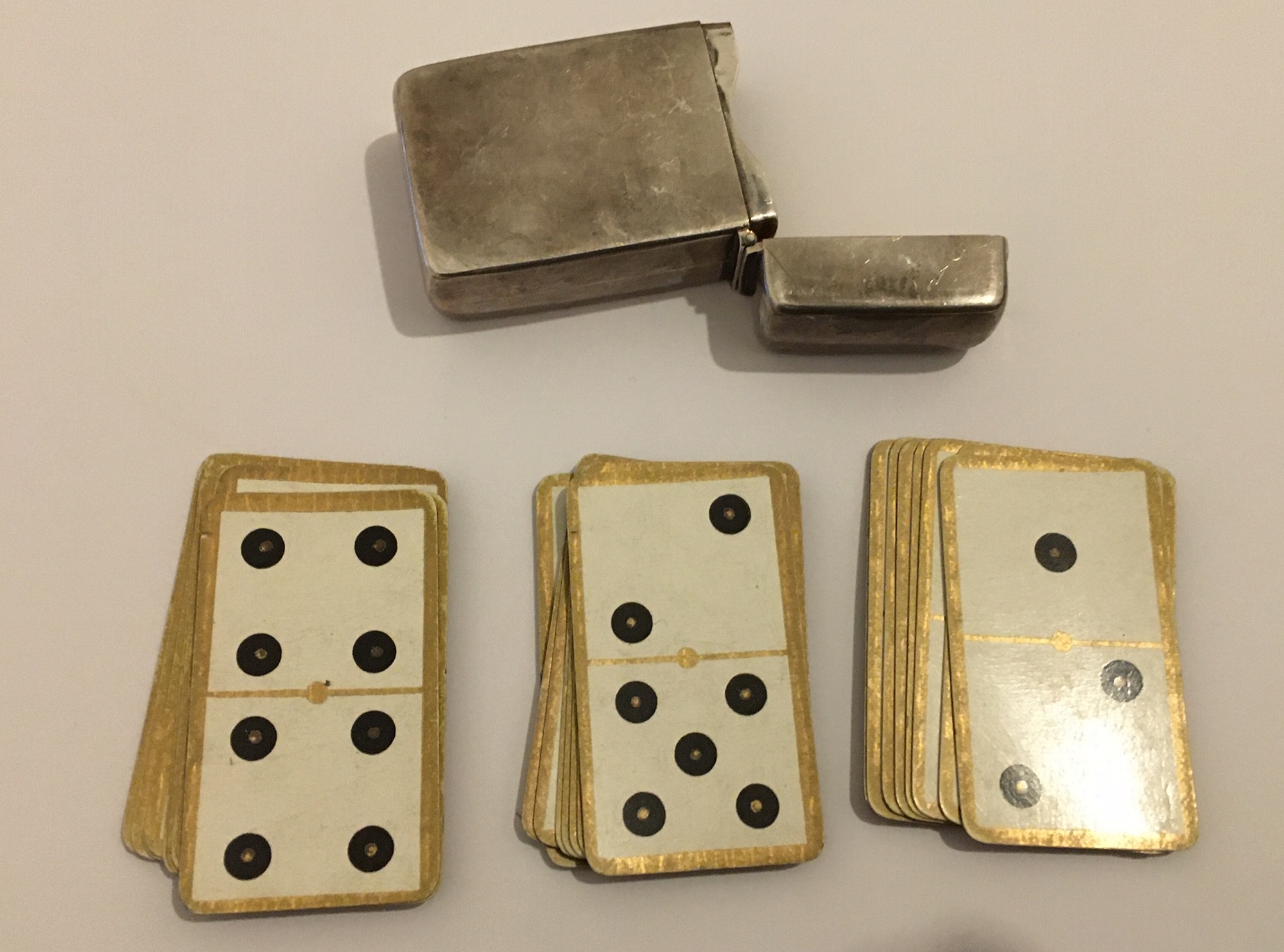 Vintage Silver Domino Card Holder with 28 Cards.