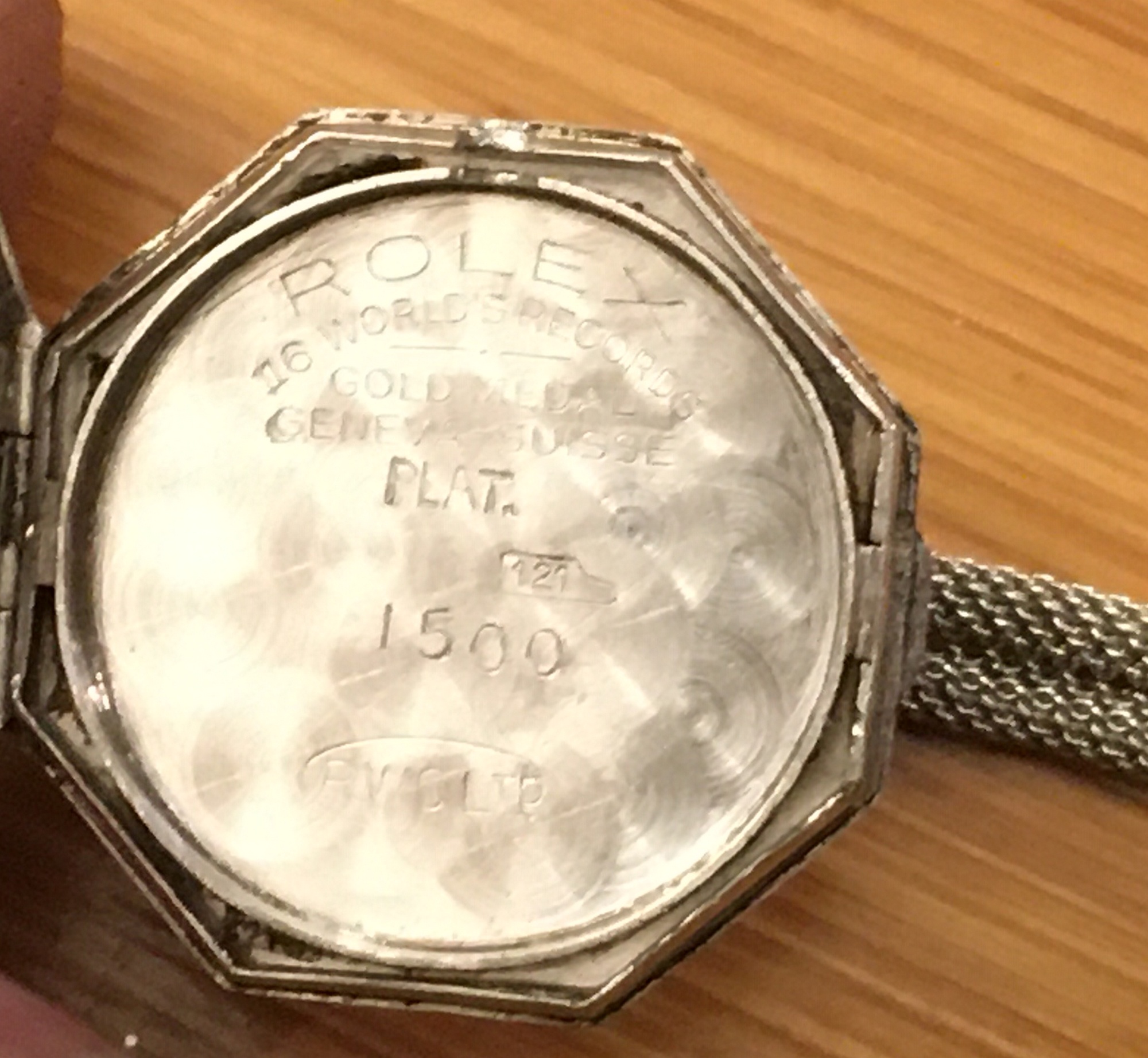 Vintage Rolex Ladies Platinum and Diamond Cocktail Watch-working order-approx 1.7 cts of Diamonds. - Image 4 of 19