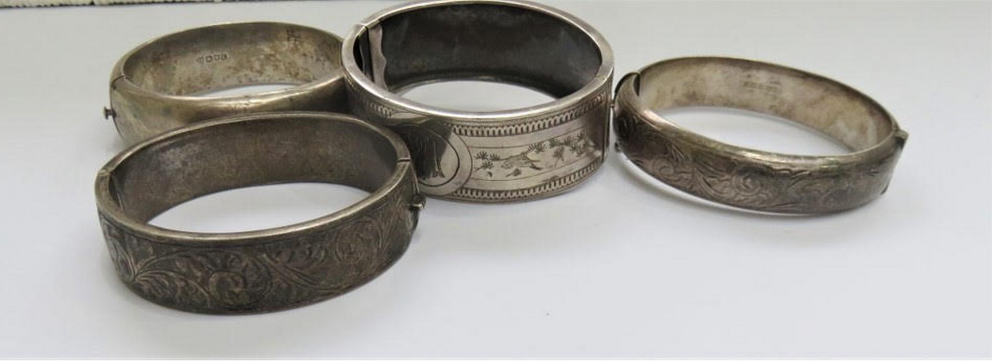 Lot of 5 Vintage Silver Bangles - 120 grams weight. - Image 3 of 3