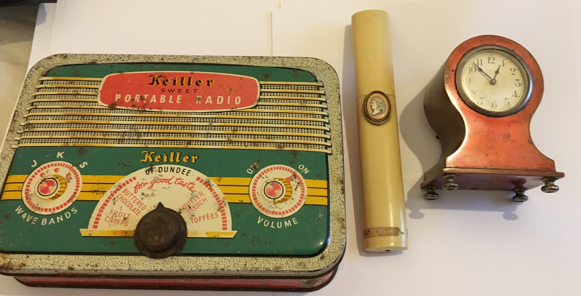 Lot of Keiller Radio Biscuit Tin- Spectacle Case and Miniature Metal Alarm Clock.