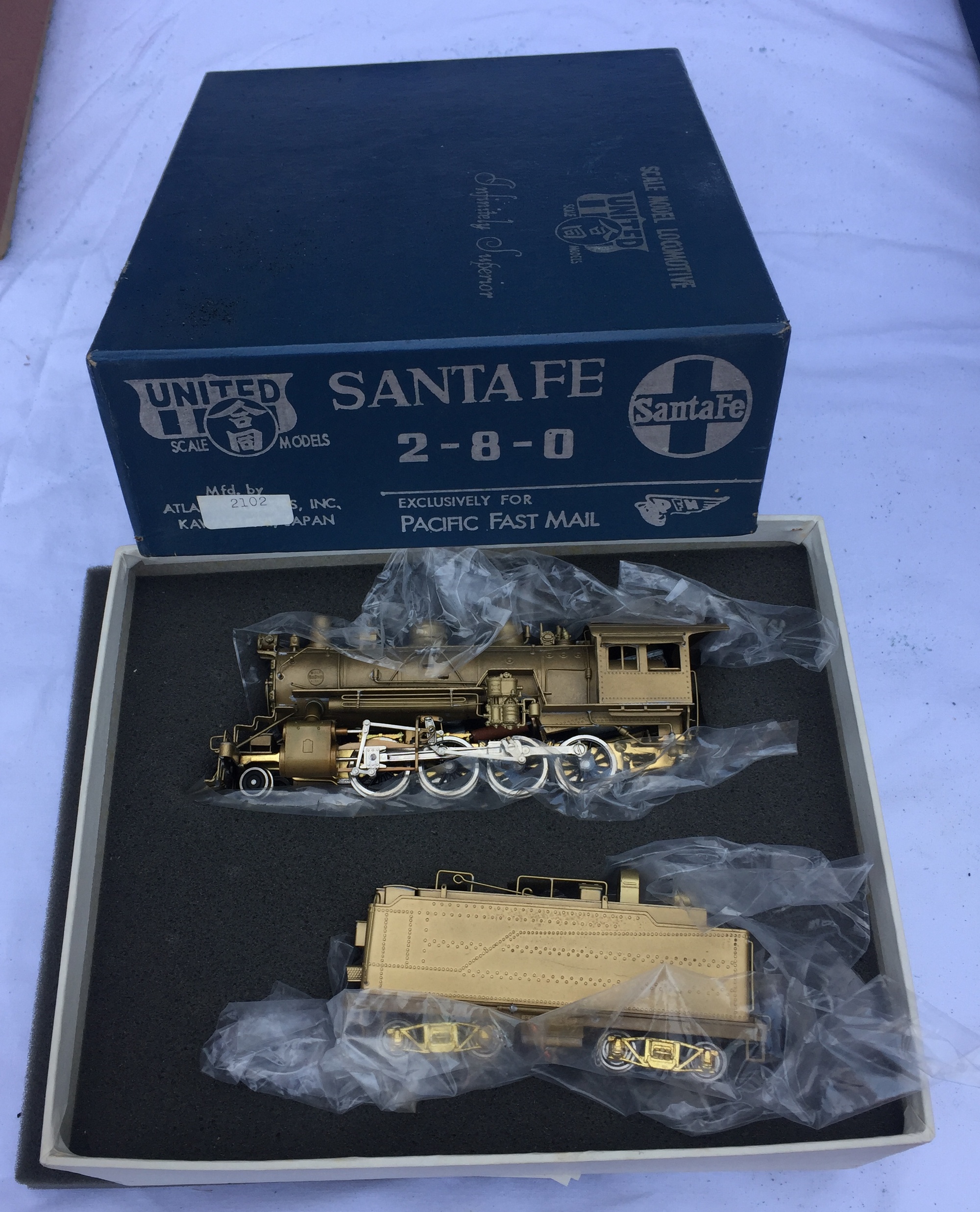 Vintage Boxed UNITED SCALE MODELS Sante Fe 2-8-0 Brass Model Train exclusively for Pacific Fast Mail