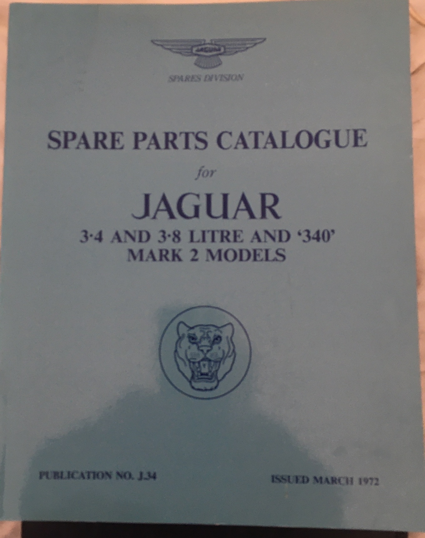 Lot of 2 Vintage Jaguar Car Manuals. - Image 6 of 8