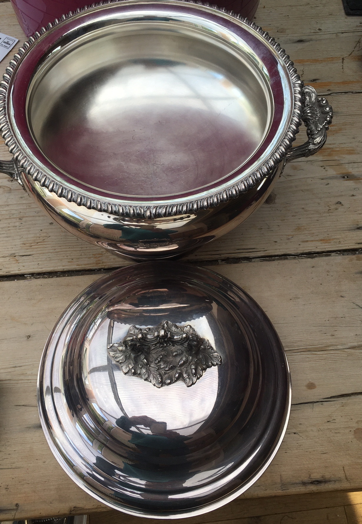 Large Vintage Solid Silver Tureen 15" x 12" - 3.8 kilos. - Image 3 of 9