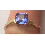 Vintage 9 karat Gold and Tanzanite Ring (UK size U 1/2) - 2.48 grams.